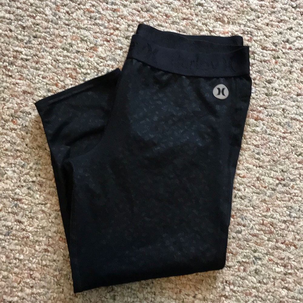 Hurley cropped workout leggings